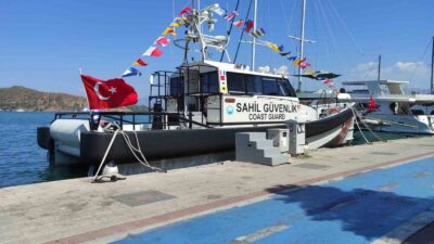 Fethiye’de Sahil Güvenlik Botu ziyaretçilerini ağırladı