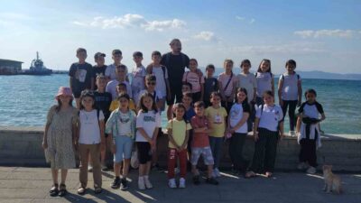 Karateci çocuklar hayatında ilk kez denize girdi