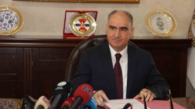 Manisa’nın yeni Valisi Özkan’dan ilk açıklama: “Manisa’nın kalkınması ve vatandaşın mutluluğu için çalışacağız”