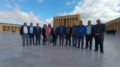 Manisalı muhtarlar Anıtkabir’deki törenlere katıldı