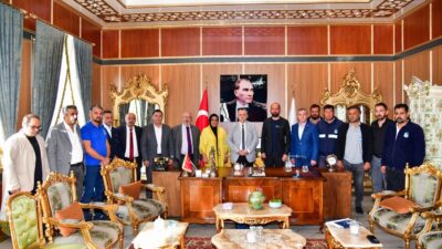 Yunusemre’den belediye çalışanlarına yüzde 15 ara zam