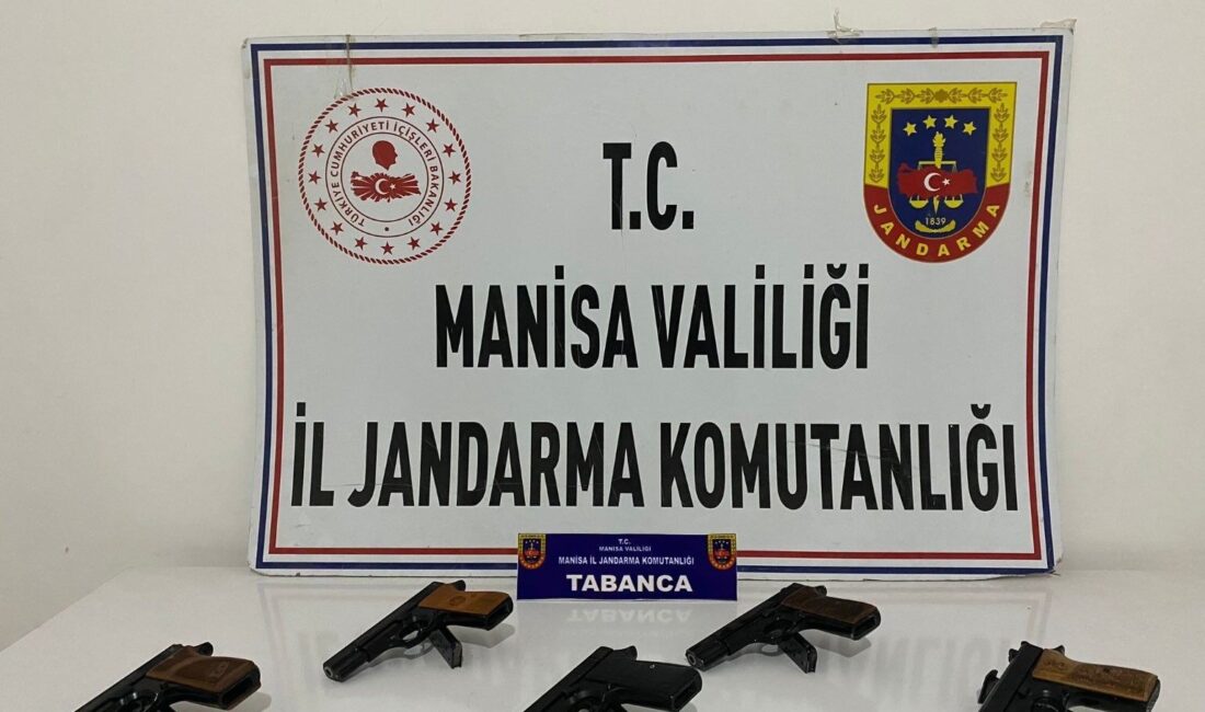 MANİSA'DA JANDARMA EKİPLERİ BİR