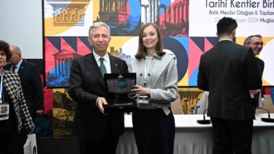 Tarihi Kentler Birliği’nden Şehzadeler Belediyesi’ne başarı ödülü