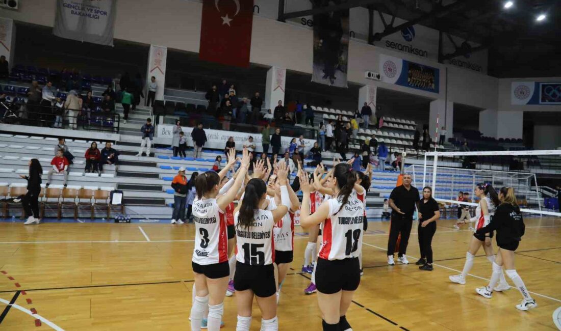 TURGUTLU BELEDİYESİ KADIN VOLEYBOL