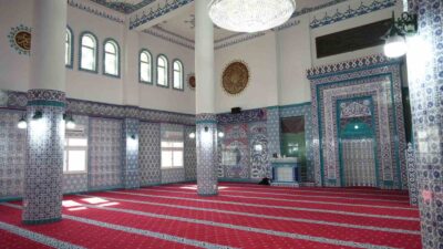 Güney Kore Seul Merkez camisinin halıları Demirci’de dokundu