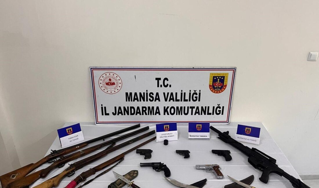 Akhisar’da silah kaçakçılığı operasyonu Manisa’nın Akhisar ilçesinde jandarma