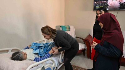 Büyükşehirin evde bakım hizmeti devam ediyor