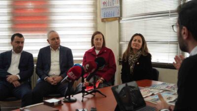 CHP’li vekiller Manisa basınıyla buluştu