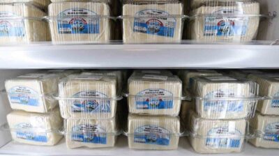 Manisa’nın Halk Mandıra ürünleri Denizli Kent Market raflarında