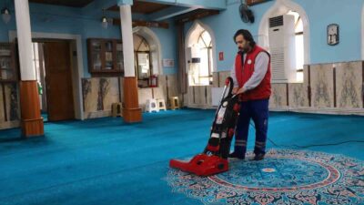 Turgutlu’da camiler ilk teravihe hazır