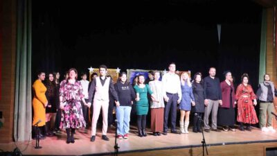 ‘Yakından Kumanda 2’ oyunu bir kez daha sahnelendi