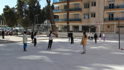 Yenilenen okullarda eğitim başladı