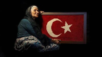 Kadın konulu fotoğraf yarışmasının birincisi Akhisar’dan