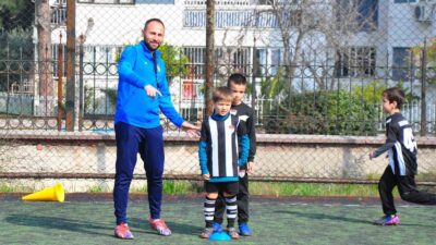 Manisaspor Futbol Okulu’na yoğun ilgi