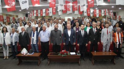 CHP Kula İlçe Kongresi’nde başkanlığa Esen Çınar seçildi