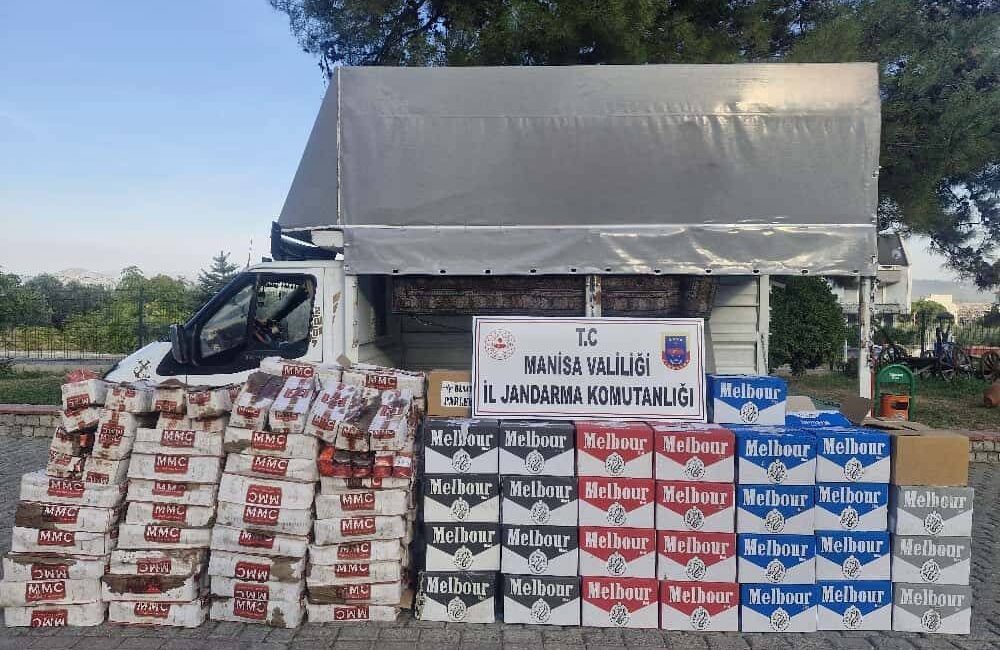 Manisa’da jandarma ekiplerinin otoyolda