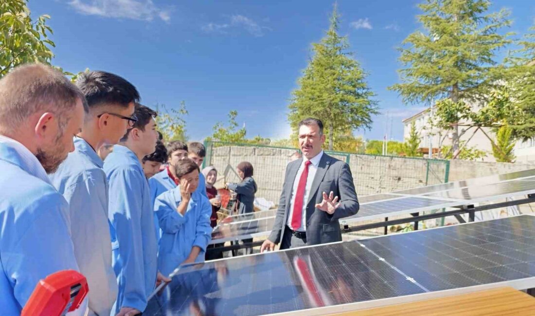 “Atölyede 1 Gün Projesi” Gördes’te başladı Manisa İl Milli Eğitim
