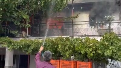 Manisa’da ev yangını