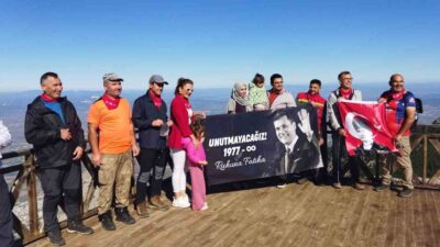 Manisa’da ’Şehitlikten zirveye’ 1500 metrelik anma tırmanışı