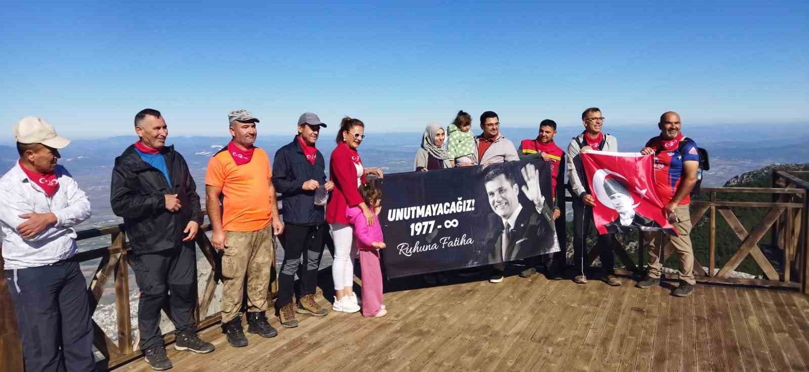 Manisa’da ’Şehitlikten zirveye’ 1500 metrelik anma tırmanışı