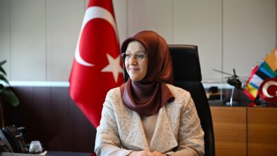 MCBÜ Rektörü Kibar yeniden ÜAK yönetiminde