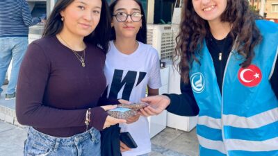 Salihli’de Ülkü Ocakları’ndan ’Can Dostlara’ mama desteği