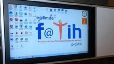 Sarıgöl Dört Eylül İlkokuluna 26 akıllı tahta teslim edildi