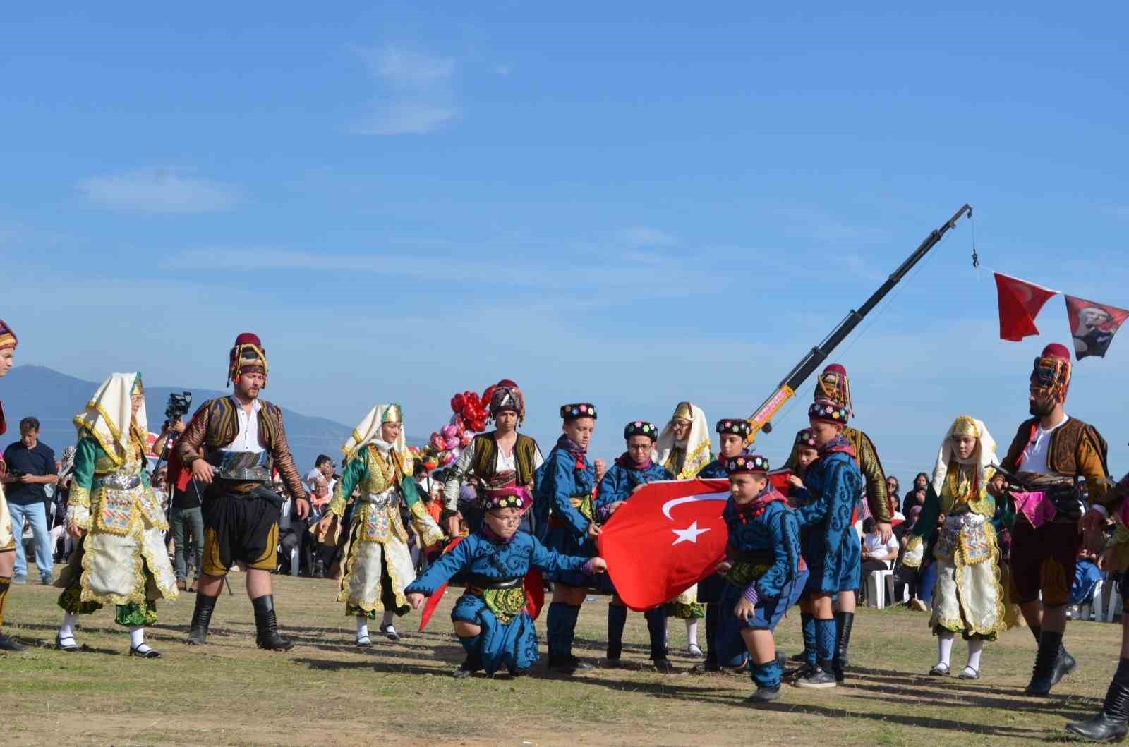 Selendililer Aşağıçobanisa’da Keşkek ve Cirit Şenliğinde buluştu