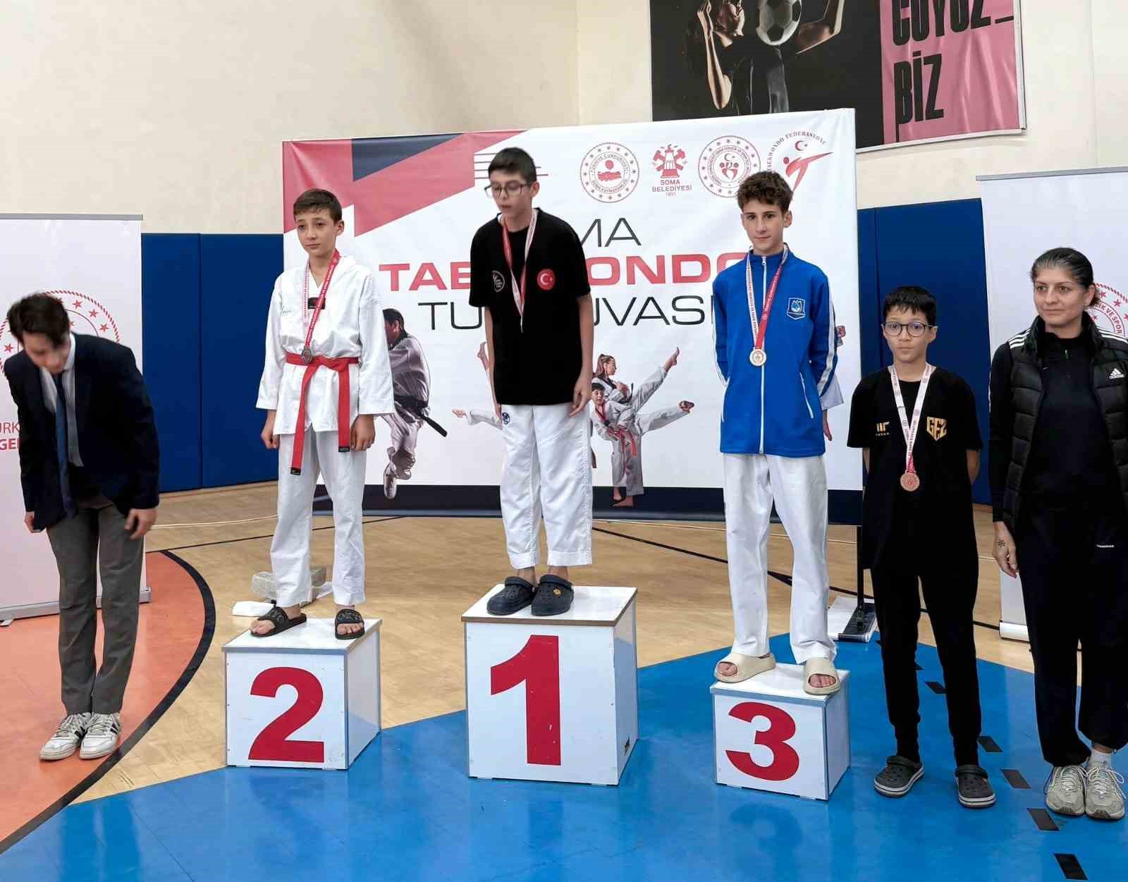 Yunusemreli tekvandoculardan 4 madalya
