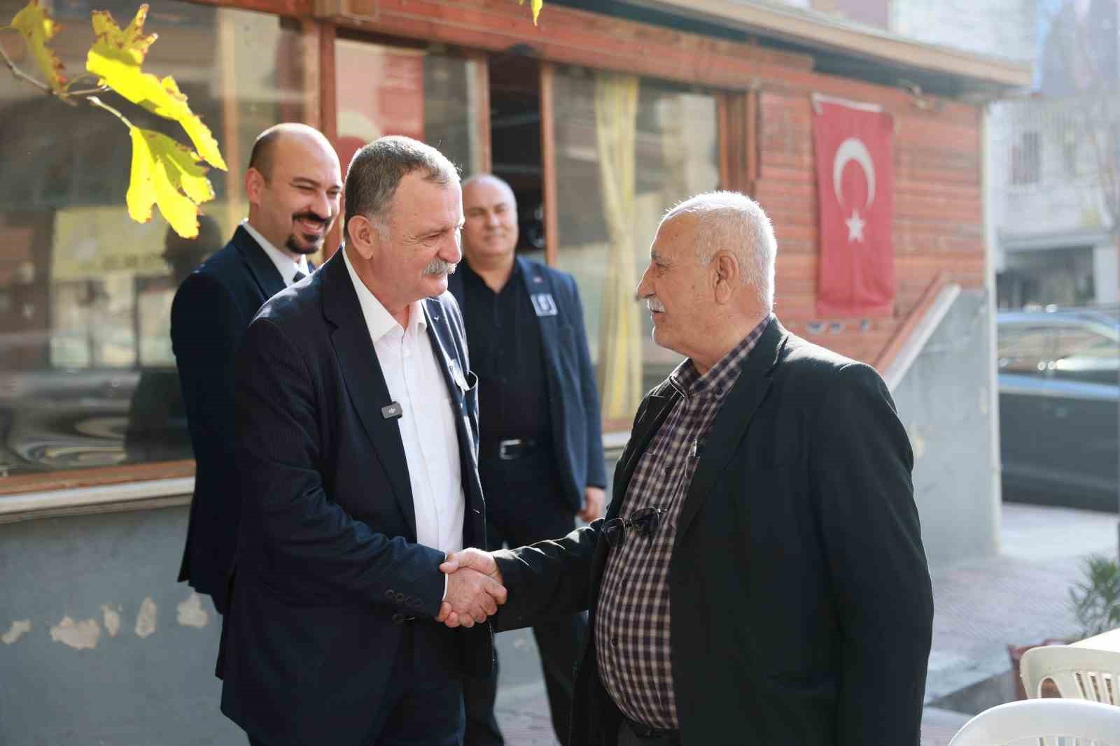 Başkan Balaban Yenimahalle’de esnafı dinledi