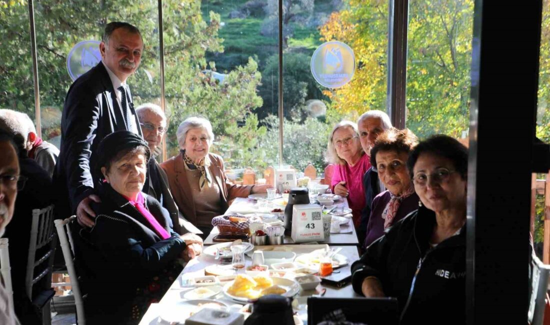 Yunusemre Belediye Başkanı Semih