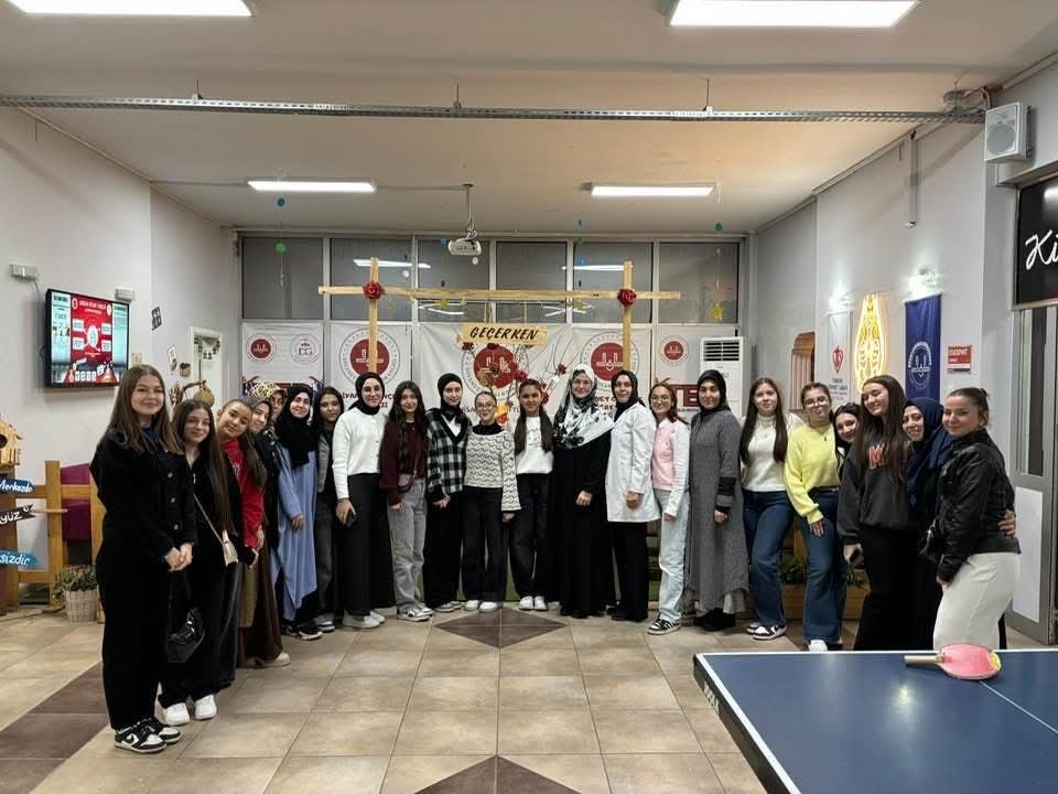 İki ilçenin gençleri Akhisar’da buluştu