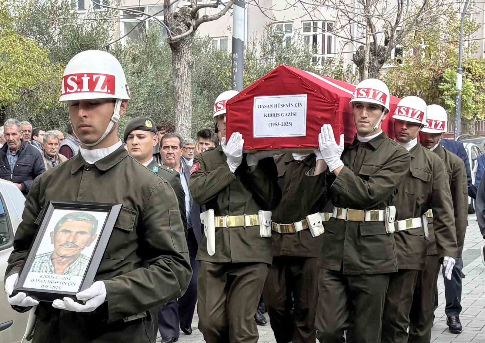 Kıbrıs Gazisi son yolculuğuna uğurlandı