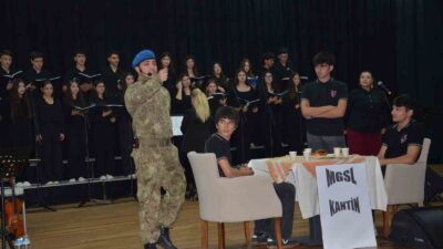 ’Kim Var’ sanat etkinliği Manisalılarla buluştu