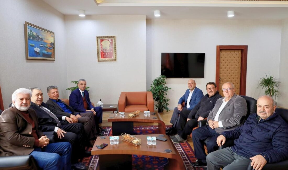 Manisa’nın eski valileri ve