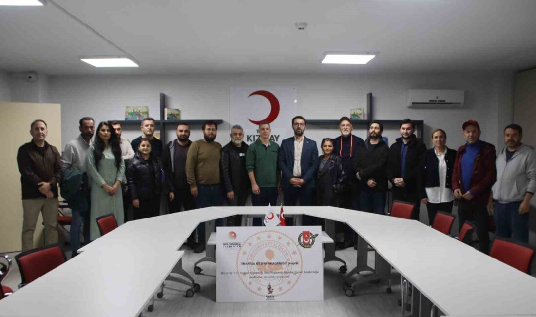 Manisa Medya Akademisinde ilk ders ‘Yapay zeka haberciliği’ oldu