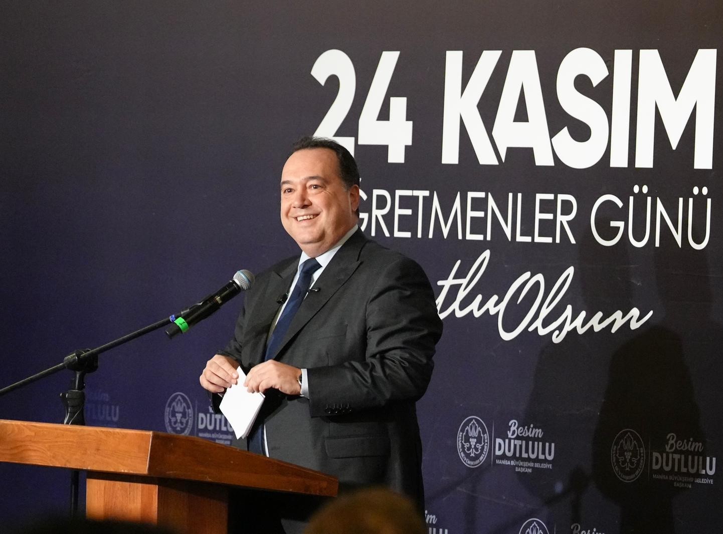 Manisa’da öğretmenlere çifte bayram