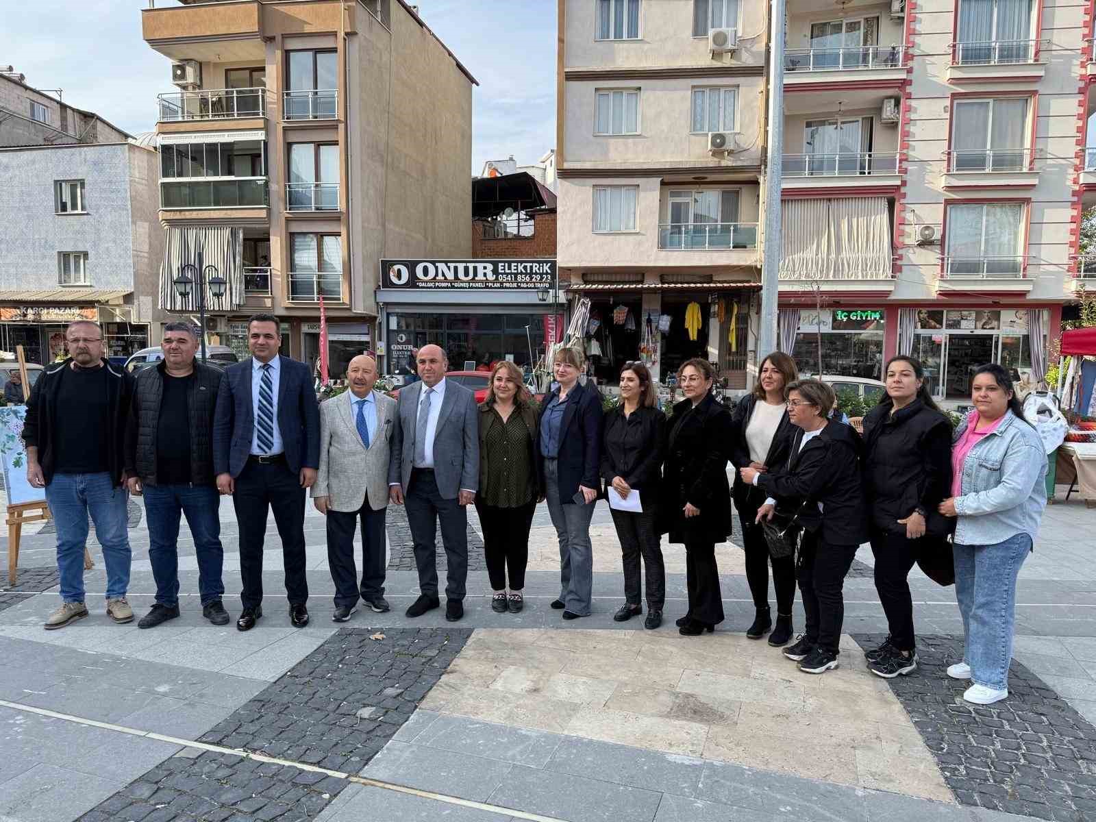 Sarıgöl’de kadın girişimciler tanıtım sergisi açıldı