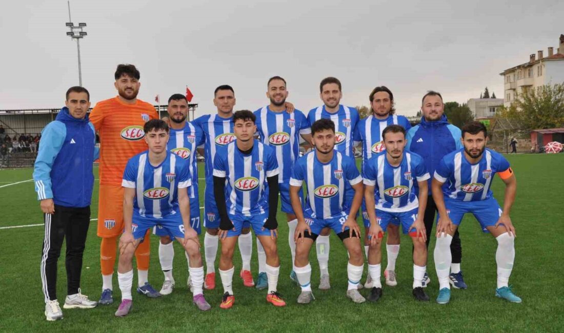 Selendi Belediyespor 3 puanı 3 golle aldı
