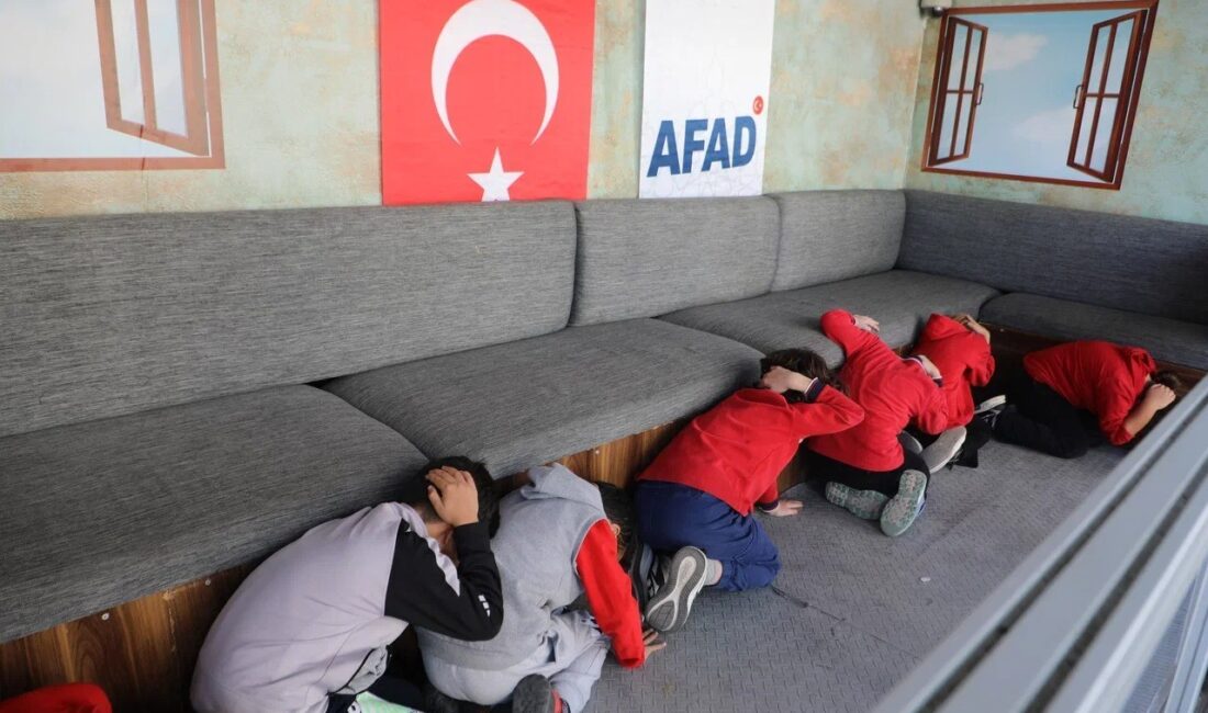 Manisa’da deprem farkındalığını artırmak