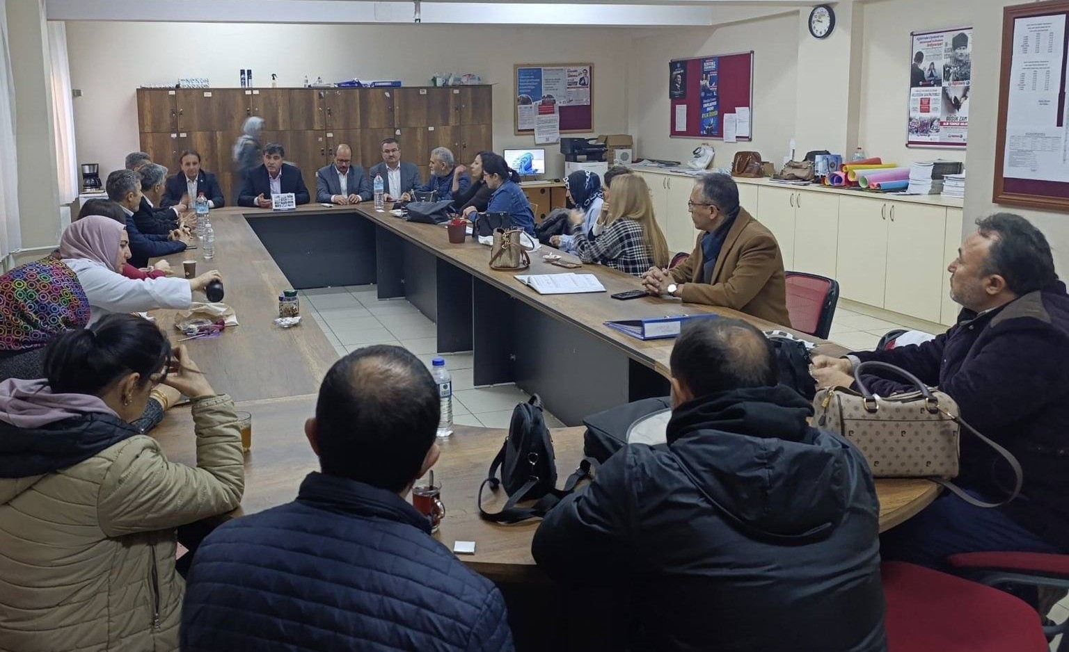 Eğitim-Bir-Sen Manisa 1 No’lu Şube Alaşehir’de eğitim paydaşlarıyla buluştu