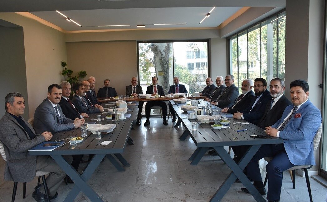 Manisa’da aylık İlçe Müftüleri