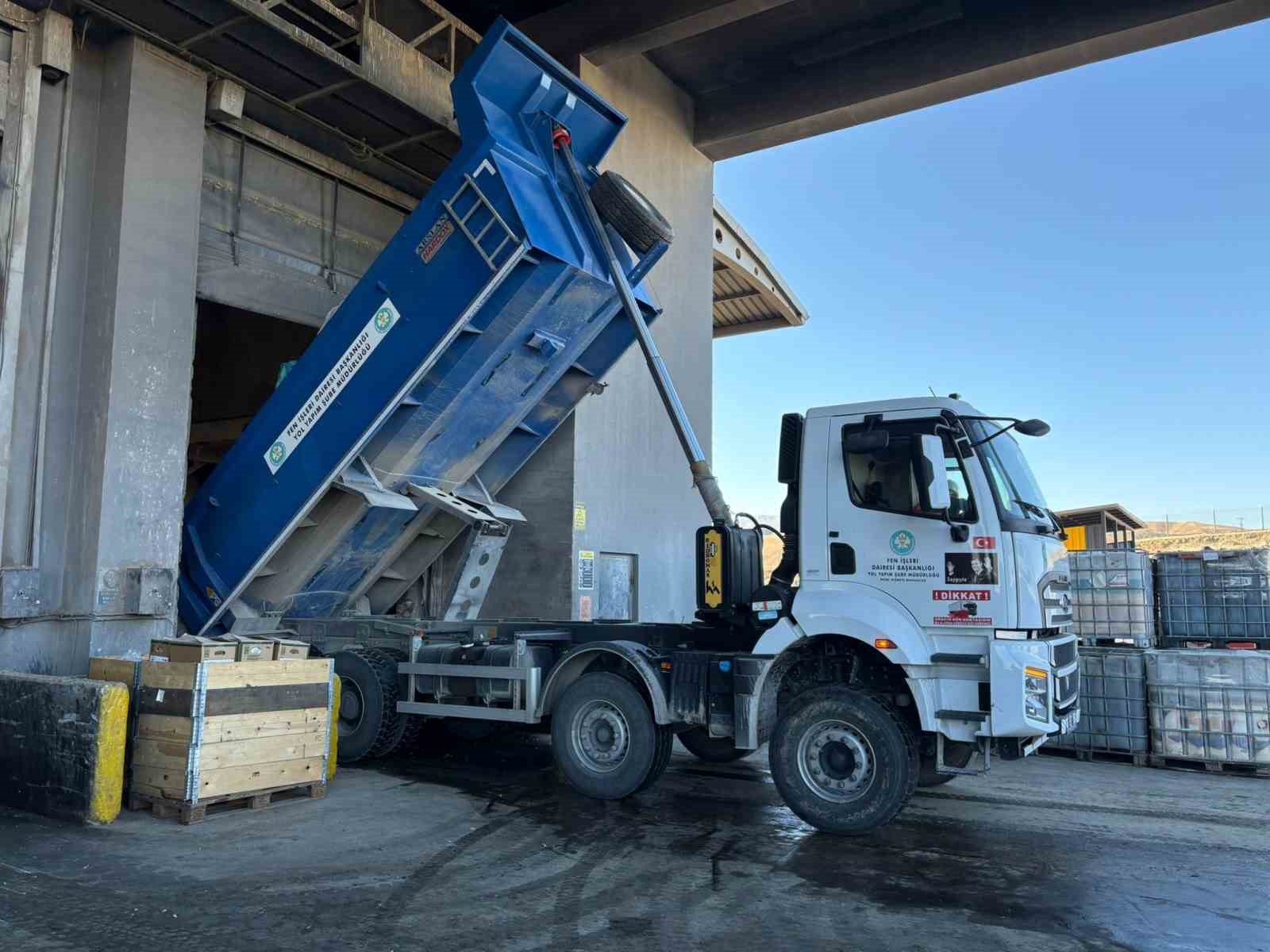 Manisa’da 15 ton atık ilaç doğaya karışmadan imha edildi