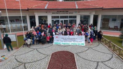 Yeni yılın son pazarında düzenlenen