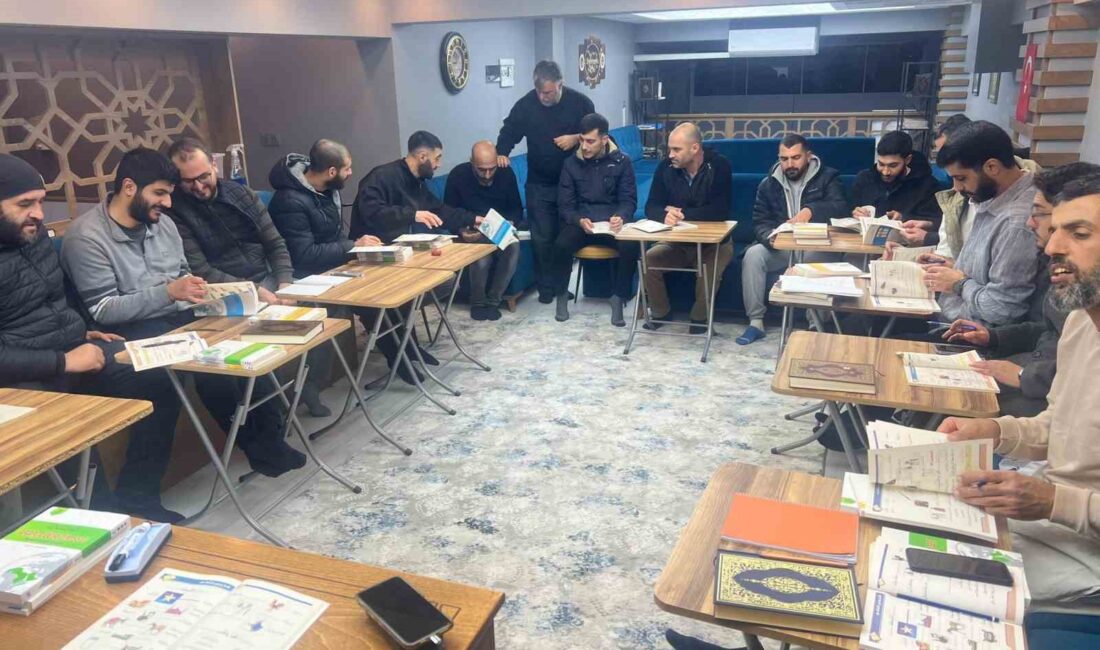 Manisa’nın Salihli ilçesinde gençlerin