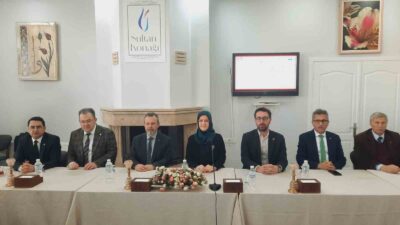 Manisa Celal Bayar Üniversitesi Rektörü