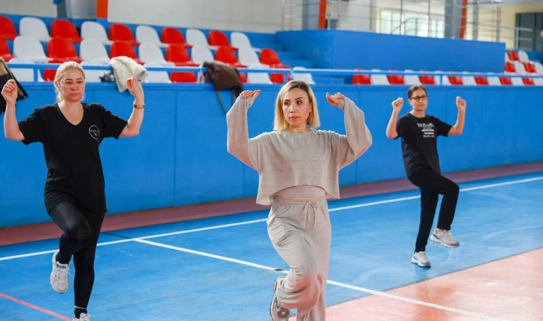 Yunusemre Belediyesi’nin açtığı folklor