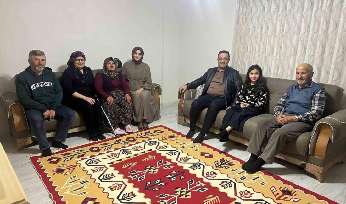 Sarıgöl Kaymakamı Halil Dalak, eşi