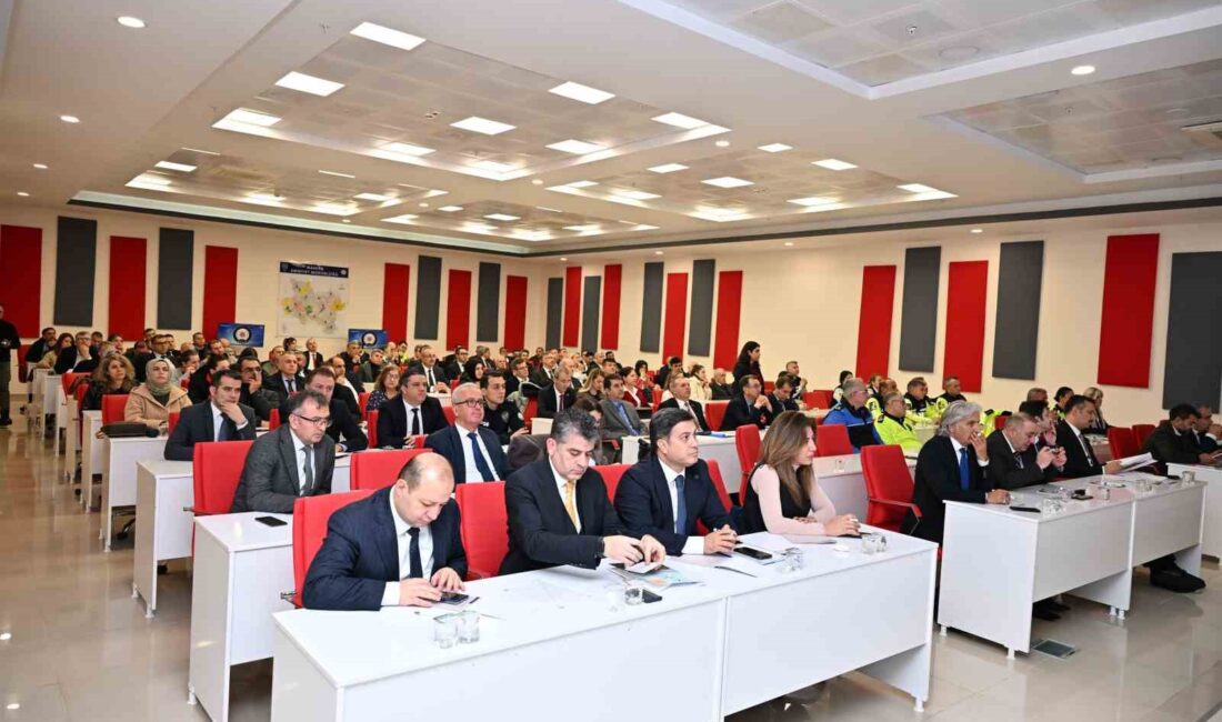 Manisa Valisi Vahdettin Özkan başkanlığında