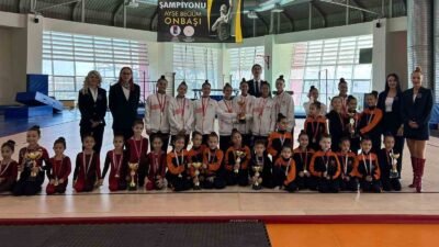 Manisa’da düzenlenen "Milli Cimnastikçi Özay